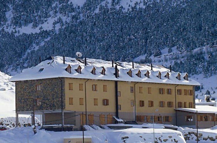 HOTEL TAÜLL **